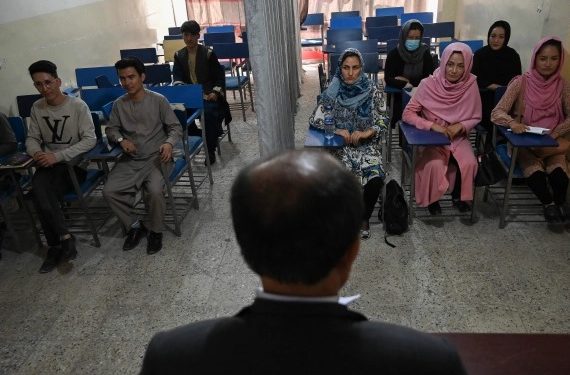 Taliban bans mixed classes