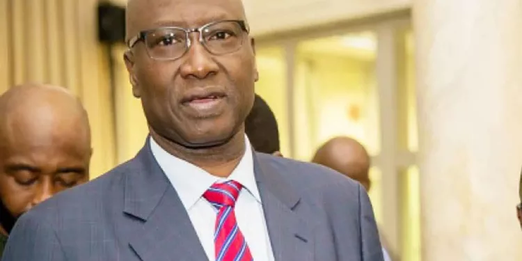 Federal Government plans compulsory COVID-19 vaccination.
