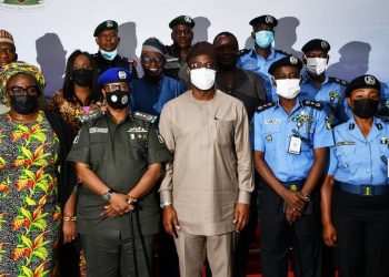 Police to recruit 20,000 officers
