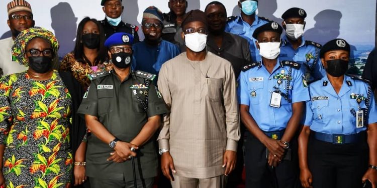Police to recruit 20,000 officers