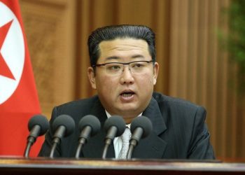 North Korean Leader offers to restore inter-Korean hotlines
