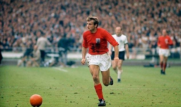 Former England and Liverpool Striker Roger Hunt is dead