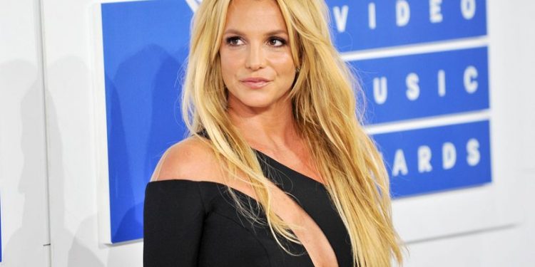 Britney Spear’s Father Files To End Conservatorship