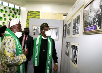 Nigeria At 60: Lai Unveils Photo Exhibition.