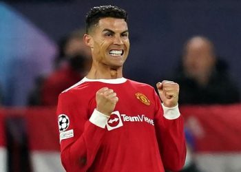 Ronaldo saves Manchester