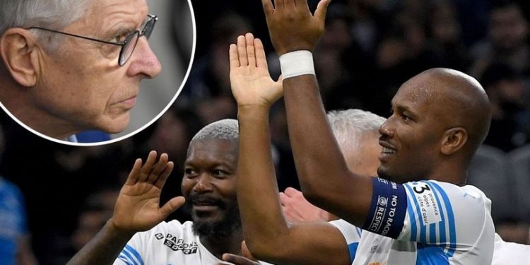 Drogba scores Hat-trick against Arsene