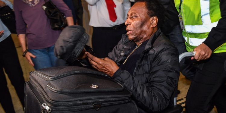Pele released from hospital