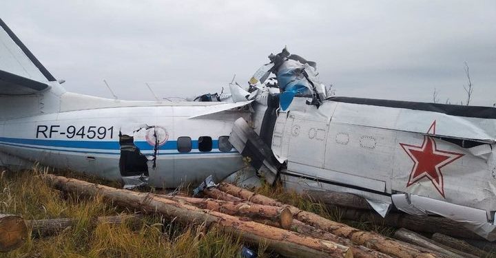 Plane crash in Russia KILLS 15