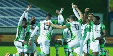 Eagles Hope To Maintain Perfect Start Against CAR