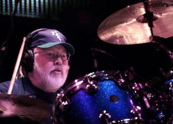 Celebrity Drummer Ronnie Tutt is dead