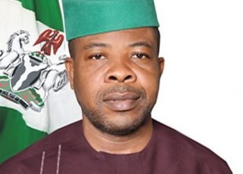 Ihedioha drums support for Anyanwu