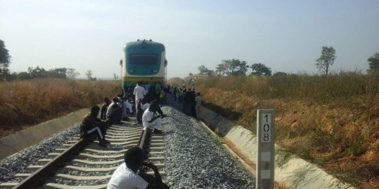 Nigerian Railway corporation halts train service over alleged terrorist attack