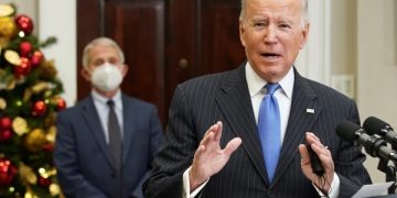 US President Urges Citizens to Get Vaccinated