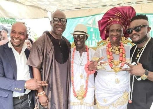 Gordon’s mother marries at 72