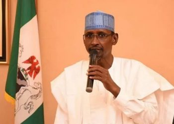FCT Minister Meets with NUT Over Warning Strike