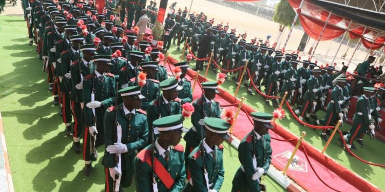 Army Chief charges Soldiers