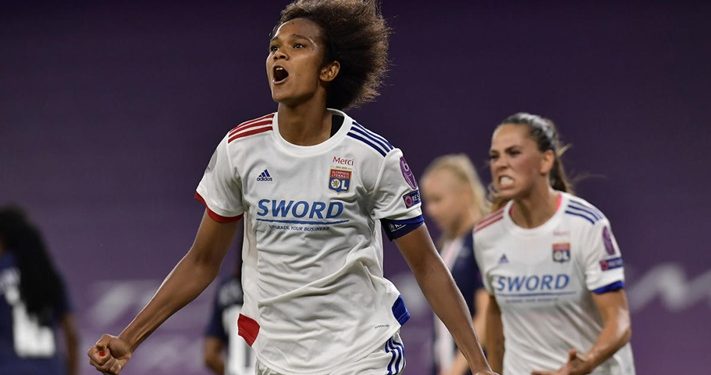 Lyon Beats Benfica 5-0 in Lisbon