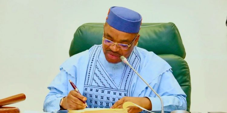Emmanuel signs 2021 budget into Law