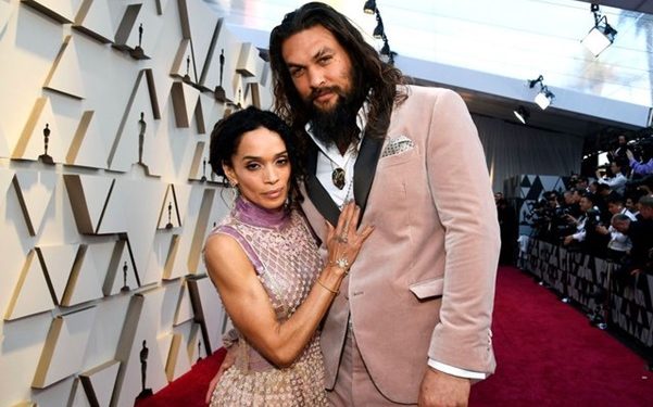 American Actor Momoa and Wife Splits