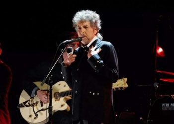 Dylan Sells Master Recording to Sony Music