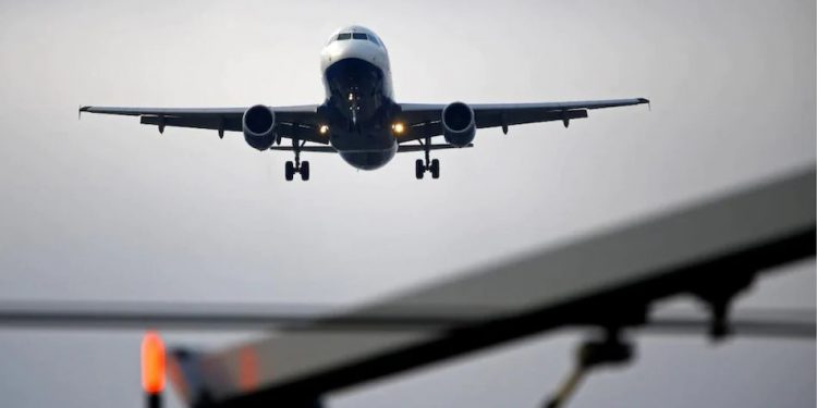 Hong Kong Bans Flights From 8 Countries