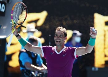 Nadal Wins Giron in Australian Open