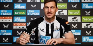 Newcastle Signs Zealand Striker Chris Wood