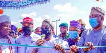 Oyetola Restates Commitment to Infrastructural Development