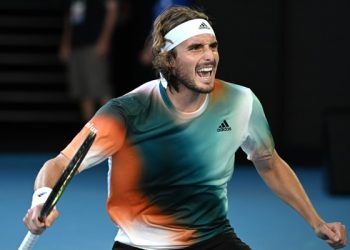 Tsitsipas Reaches Australian Open Quarter Finals