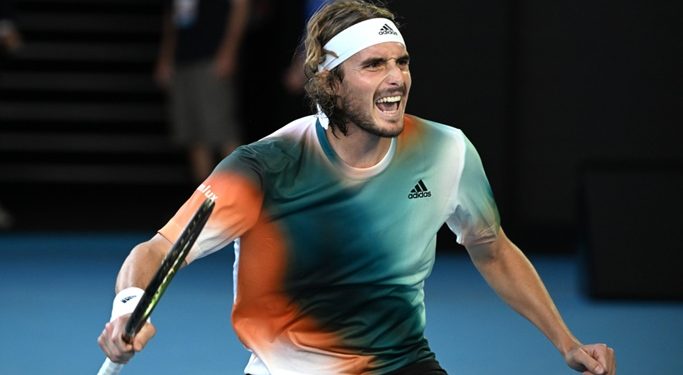 Tsitsipas Reaches Australian Open Quarter Finals