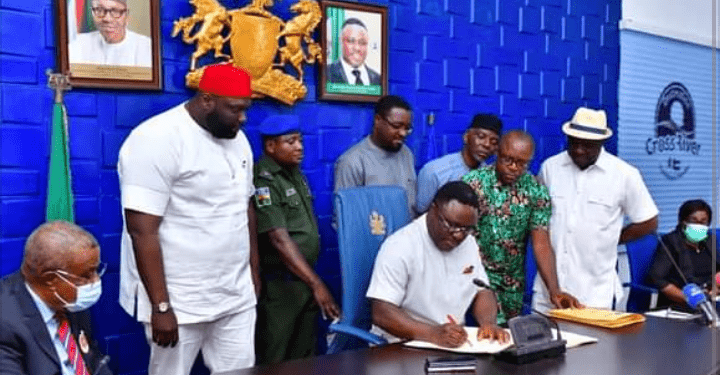 Governor Ayade signs 2022 budget into law