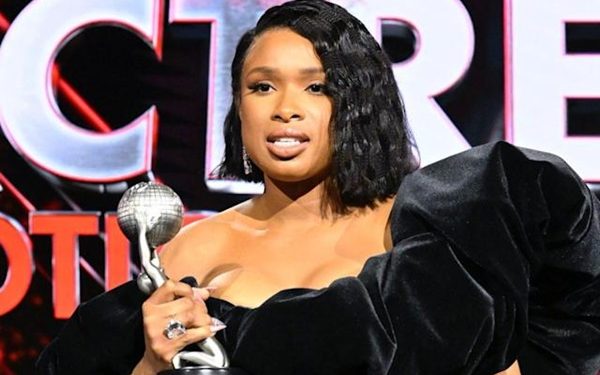 Jennifer Hudson Awarded Entertainer of the Year