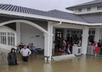 Malaysia Floods Displace 12,000