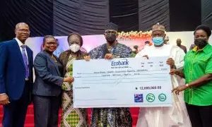 Ogun Government Pays N200 million Grant to Basic Health Care provision Fund