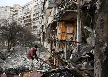 Rocket Attacks in Ukraine Claim Lives