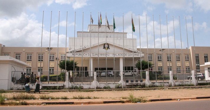 Sustained Heavy Gunfire Heard Near Presidential Palace in Guinea-Bissau