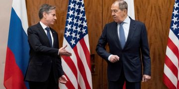 Ukraine Seeks Meeting With Russia