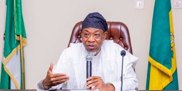 Aregbesola Calls for Use of Gas Powered Cars