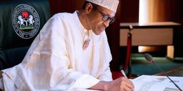 Buhari Approves $8.5million for Evacuation of Nigerians