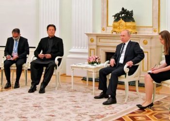 Diplomats Urge Pakistan to Condemn Russia
