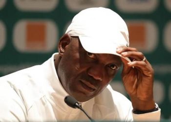 Eguavoen steps down as Super Eagles coach