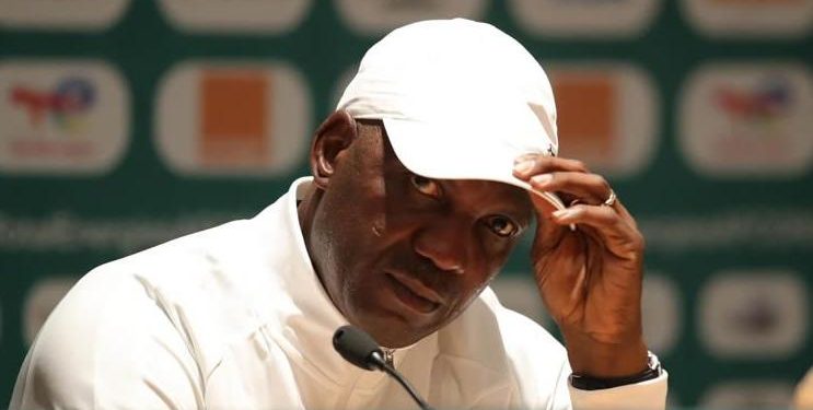 Eguavoen steps down as Super Eagles coach