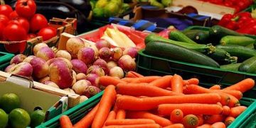 FG Bans Direct Purchase of Farm Produce From Foreigners