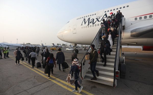 Federal Government Gives Ukraine Returnees $100