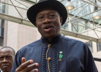 Jonathan Urges Bayelsa Youths to Shun Violence