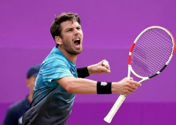 Norrie Defeats Brooksby to Reach Quarter Final