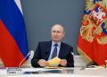 Russia Expels 10 Diplomats