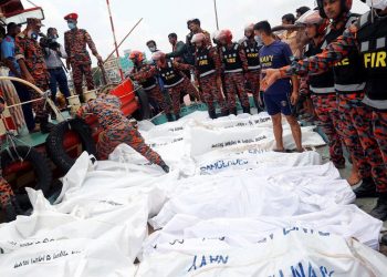 Ferry accident in Bangladesh claim lives