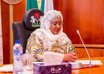 First lady to host presidential aspirants