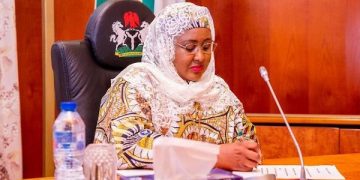 First lady to host presidential aspirants